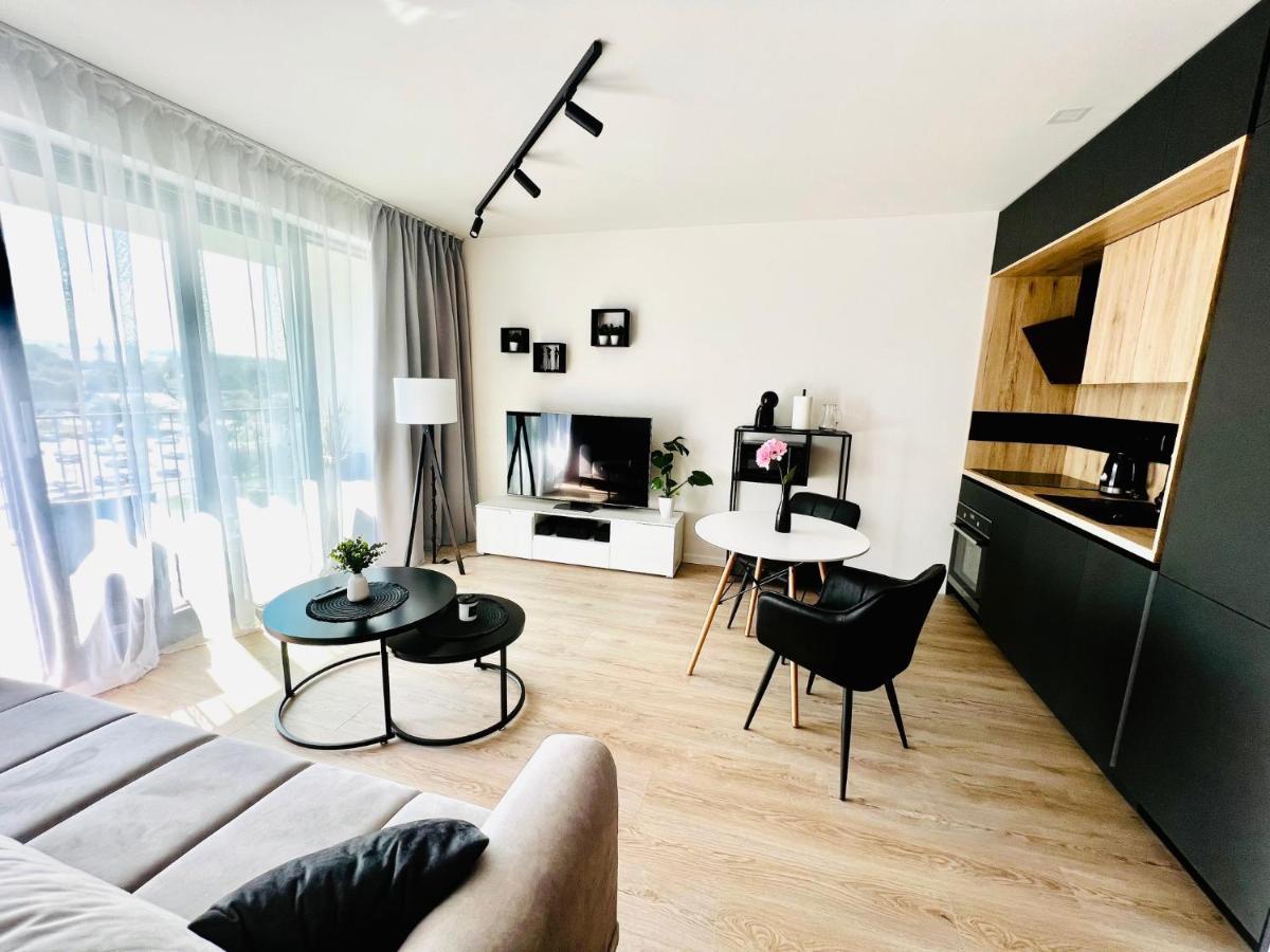 Urban Vista Apartment ลิฟตอฟสกีมิคูลาช ภายนอก รูปภาพ